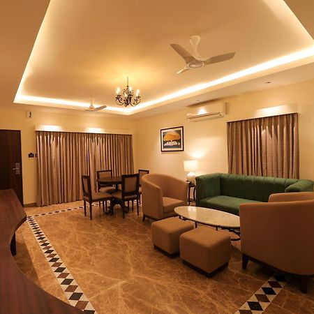 Thirumurugan Poondi Poppys Vista Hotel מראה חיצוני תמונה