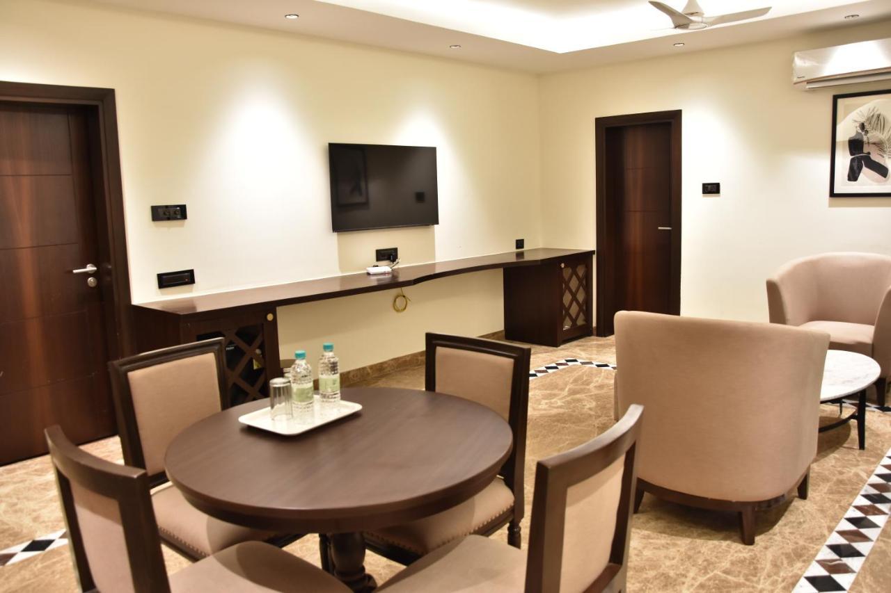 Thirumurugan Poondi Poppys Vista Hotel מראה חיצוני תמונה