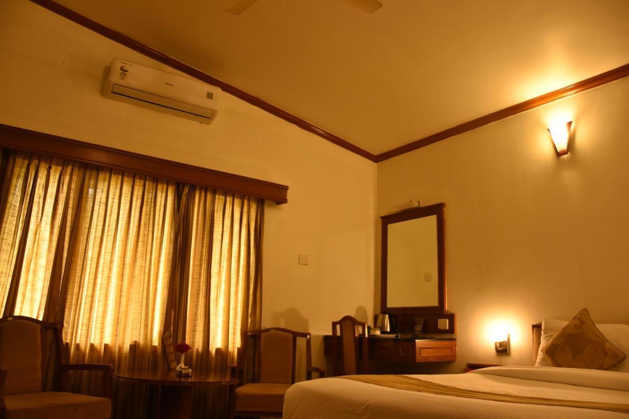 Thirumurugan Poondi Poppys Vista Hotel מראה חיצוני תמונה