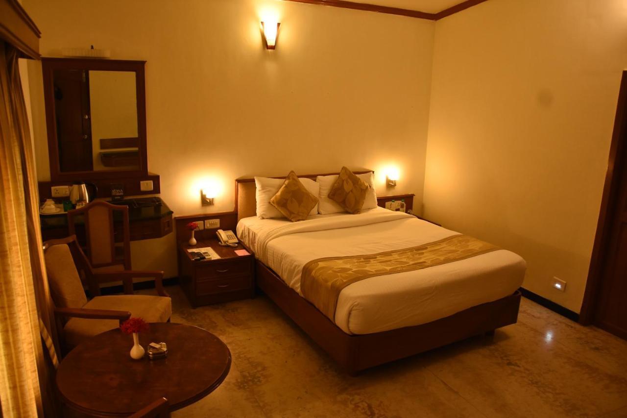 Thirumurugan Poondi Poppys Vista Hotel מראה חיצוני תמונה