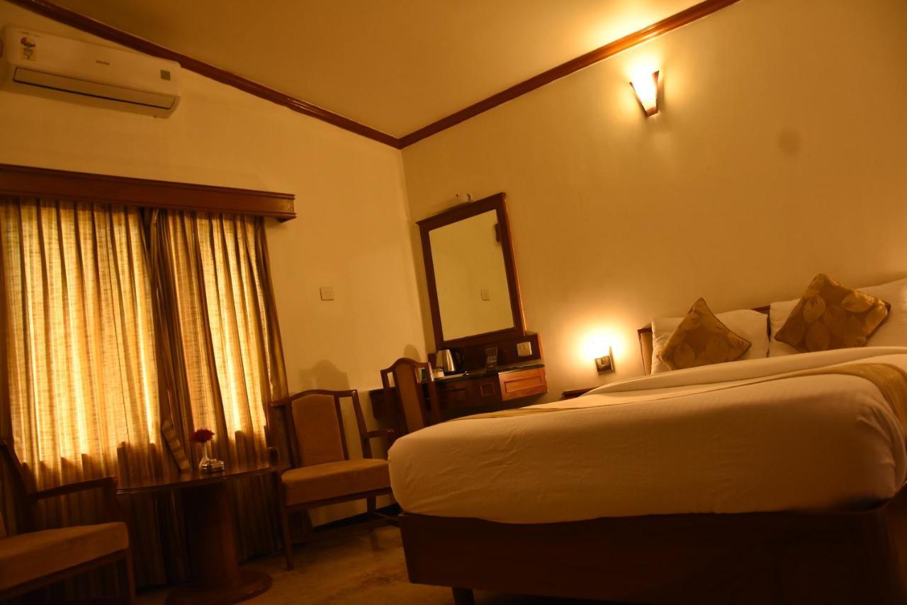 Thirumurugan Poondi Poppys Vista Hotel מראה חיצוני תמונה