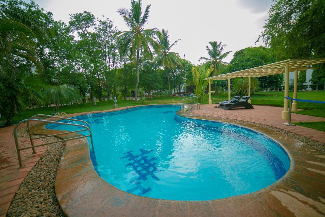 Thirumurugan Poondi Poppys Vista Hotel מראה חיצוני תמונה