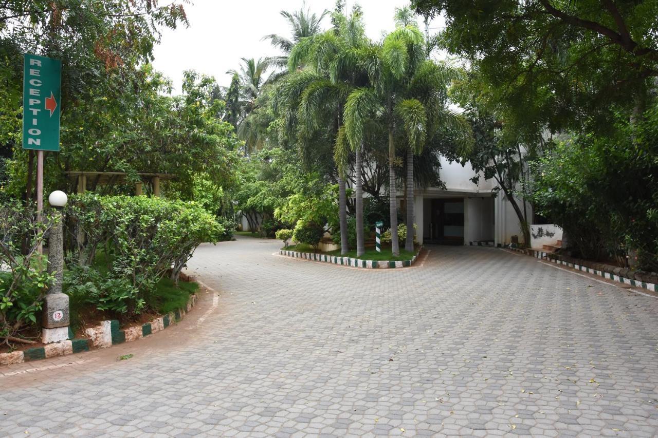 Thirumurugan Poondi Poppys Vista Hotel מראה חיצוני תמונה