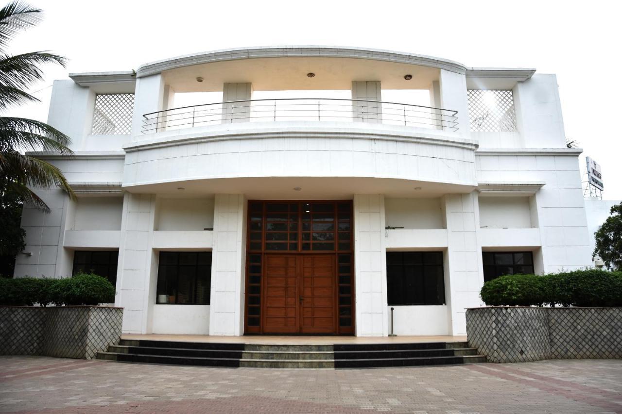 Thirumurugan Poondi Poppys Vista Hotel מראה חיצוני תמונה